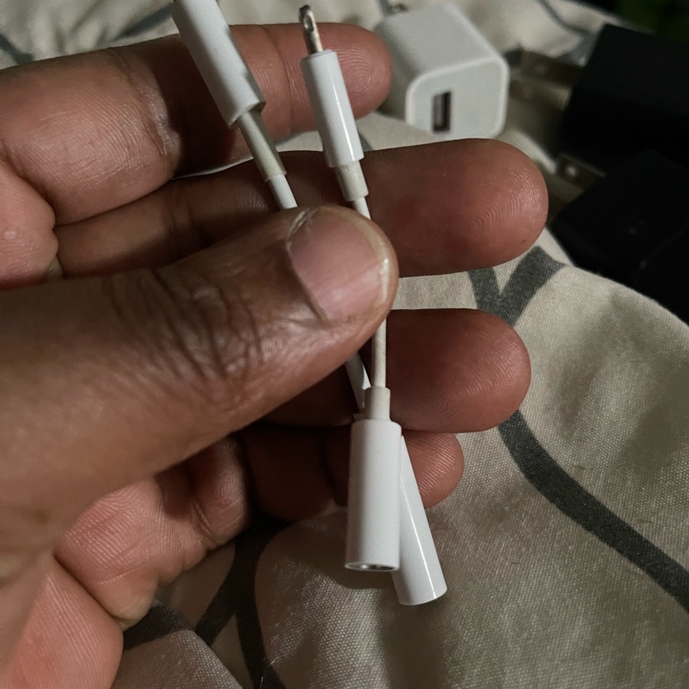 Apple MFi Certified 2 Pack Lightning to 3.5 mm Headphone Jack Adapter for iPhone